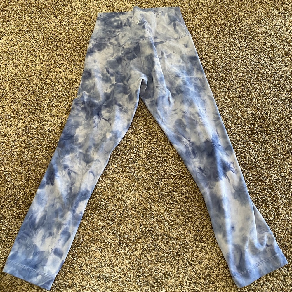 Lululemon Align HR Crop 21” (size 4)